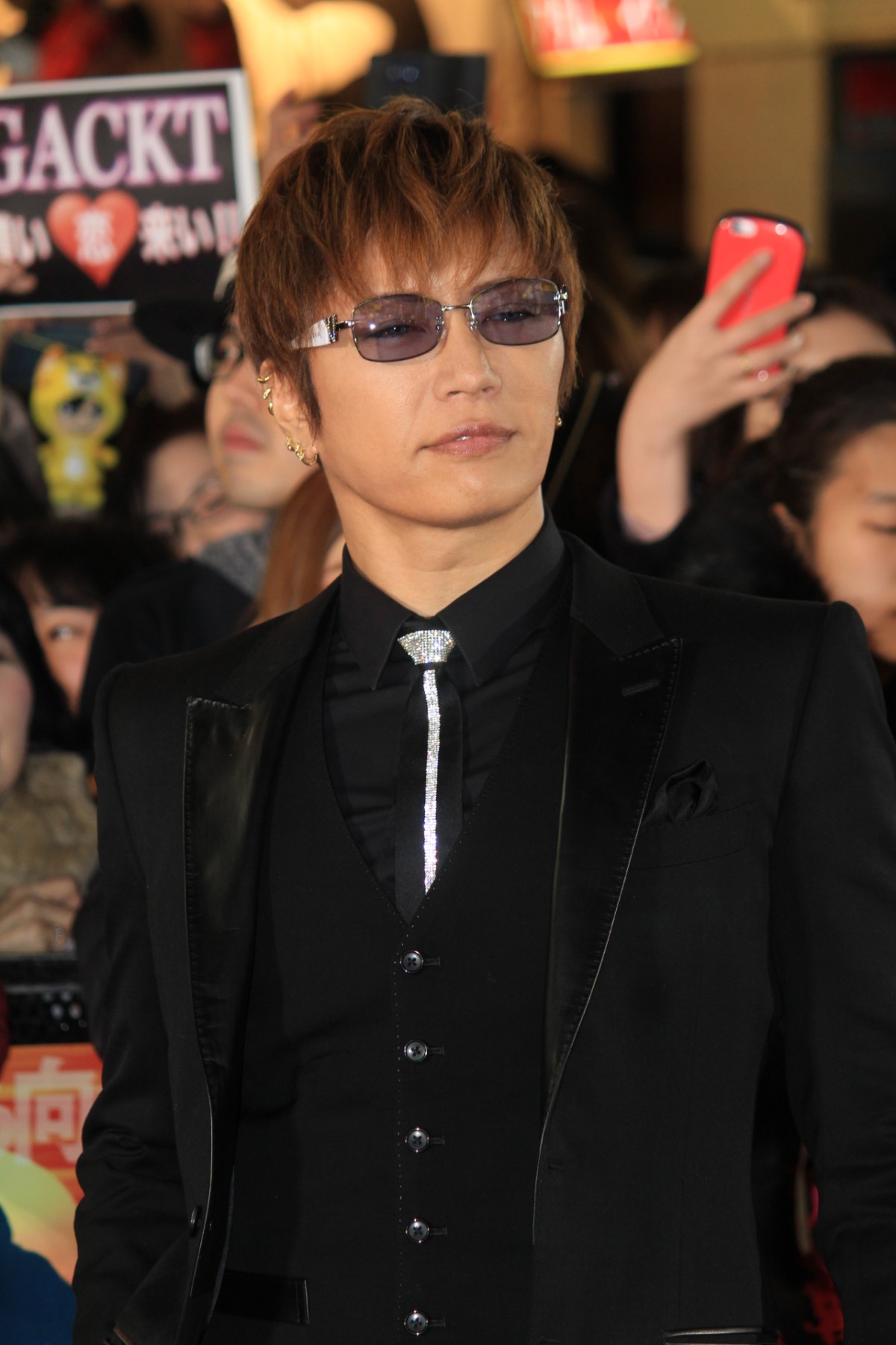 GACKT、初来日トム・ヒドルストンにゴールデン街を勧めるも「僕は行ったことない」