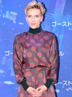 スカーレット・ヨハンソン、映画『ゴースト・イン・ザ・シェル 』来日記者会見に出席