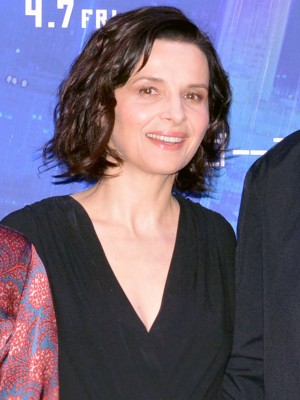 ジュリエット・ビノシュ、映画『ゴースト・イン・ザ・シェル』来日記者会見に出席