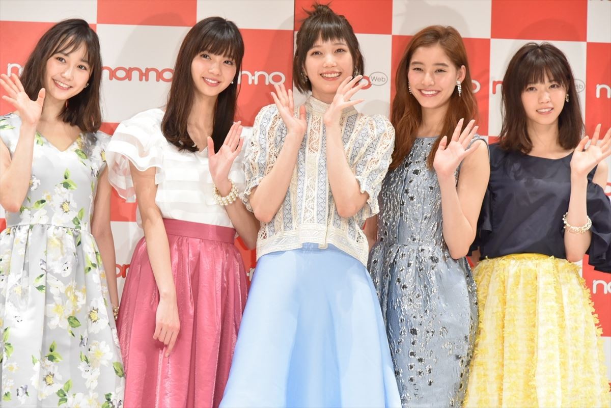 本田翼、ノンノ新モデルに“笑顔”の秘訣を伝授！ 「カメラを好きな人に例えて」