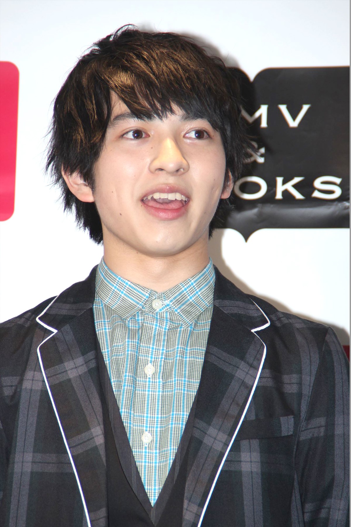 佐野勇斗、M！LK初カレンダーに200点！　今後は「紅白歌合戦の司会をやりたい」