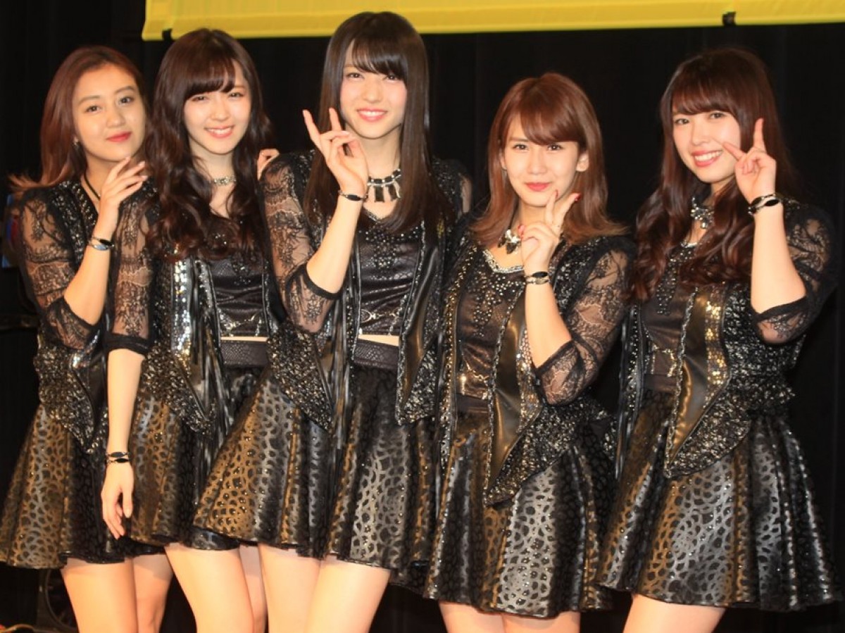 ℃‐ute『To Tomorrow/ファイナルスコール/The Curtain Rises』リリース記念イベントにて