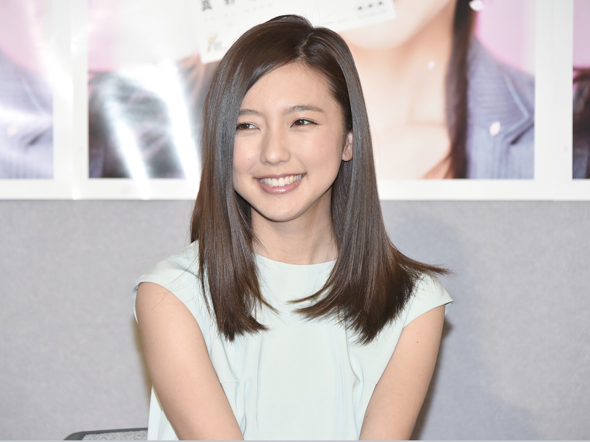 真野恵里菜、“仕事か結婚か”の2択に仕事を選ぶも「それを超えるくらいの出会いが…」