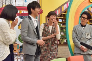 『王様のブランチ』新MC＆レギュラー囲み会見の模様（左から：大友花恋、 渡部建、佐藤栞里、藤森慎吾）