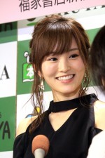 NMB48山本彩、初のエッセイ本『すべての理由』発売記念イベントに出席