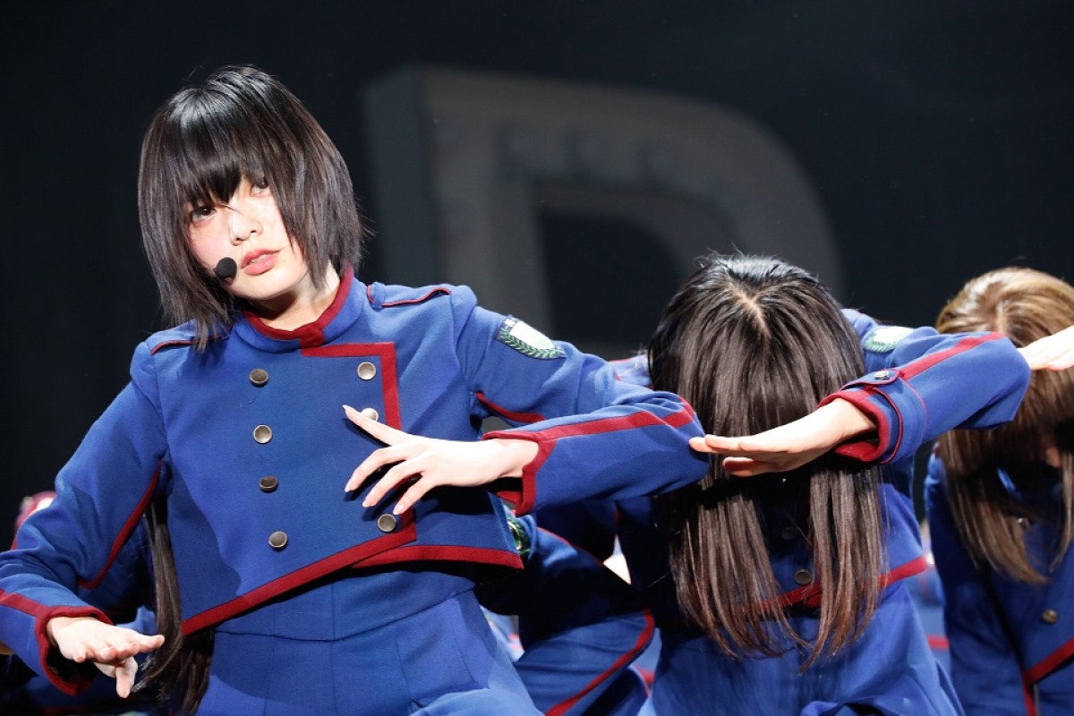  欅坂46、デビュー1周年ライブで全26曲を熱唱！「4月6日は特別な日」