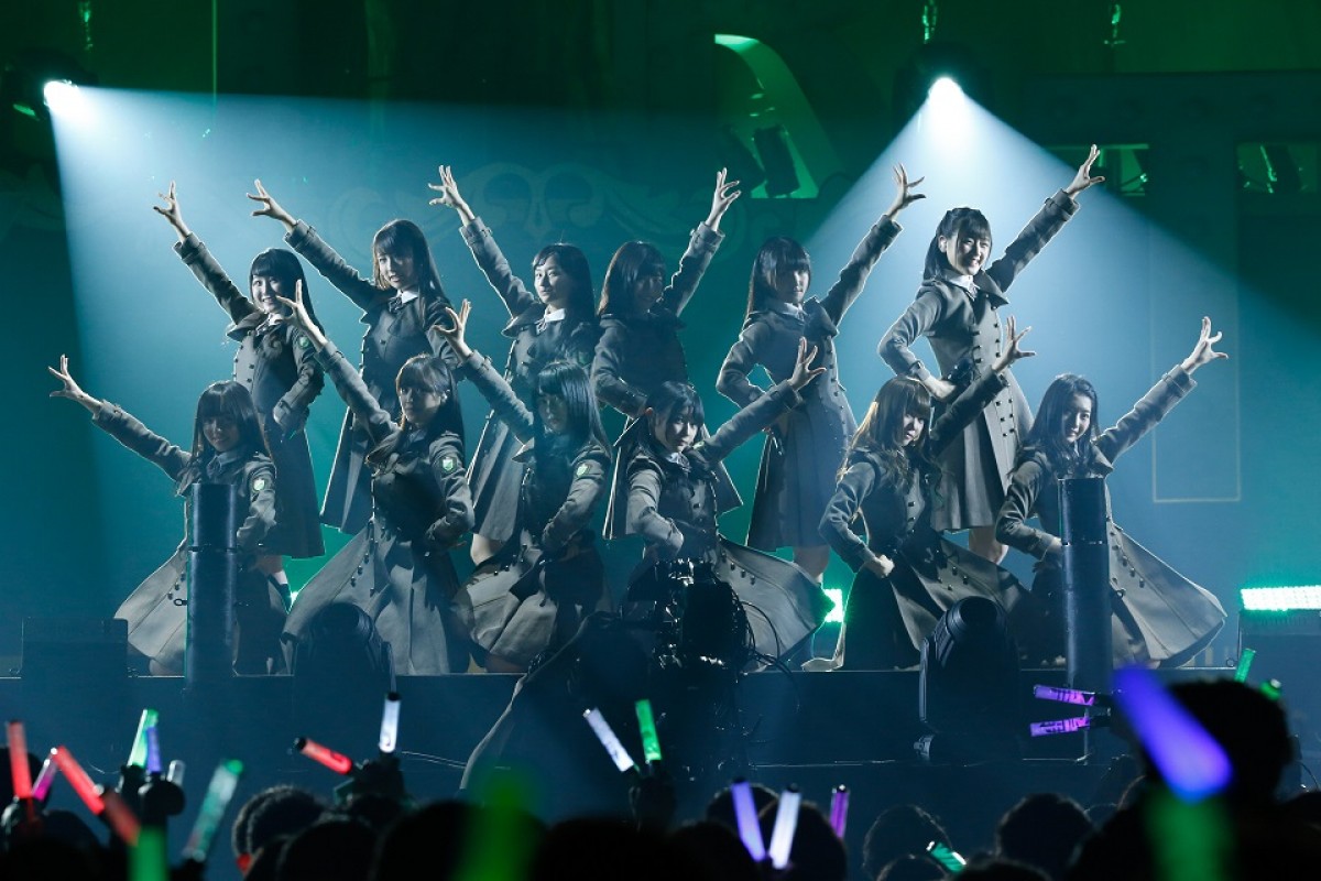  欅坂46、デビュー1周年ライブで全26曲を熱唱！「4月6日は特別な日」