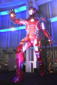 5mのアイアンマンがお出迎え『マーベル展　時代が創造したヒーローの世界』