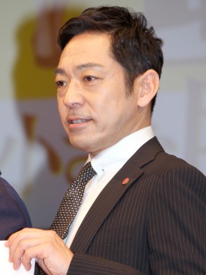 香川照之、『小さな巨人』制作発表に出席