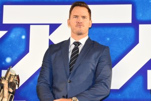 クリス・プラット、『ガーディアンズ・オブ・ギャラクシー：リミックス』ギャラクシー・カーペット・イベントに登場！