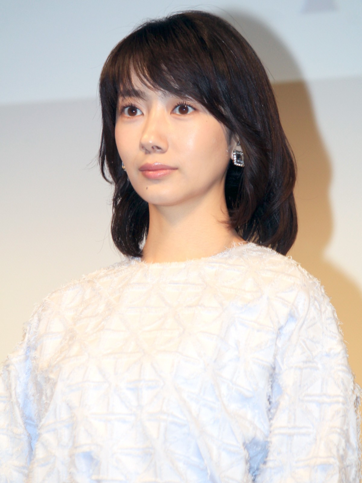 波瑠、不倫する役に戸惑うも「恋をしている感覚を大事に演じる」