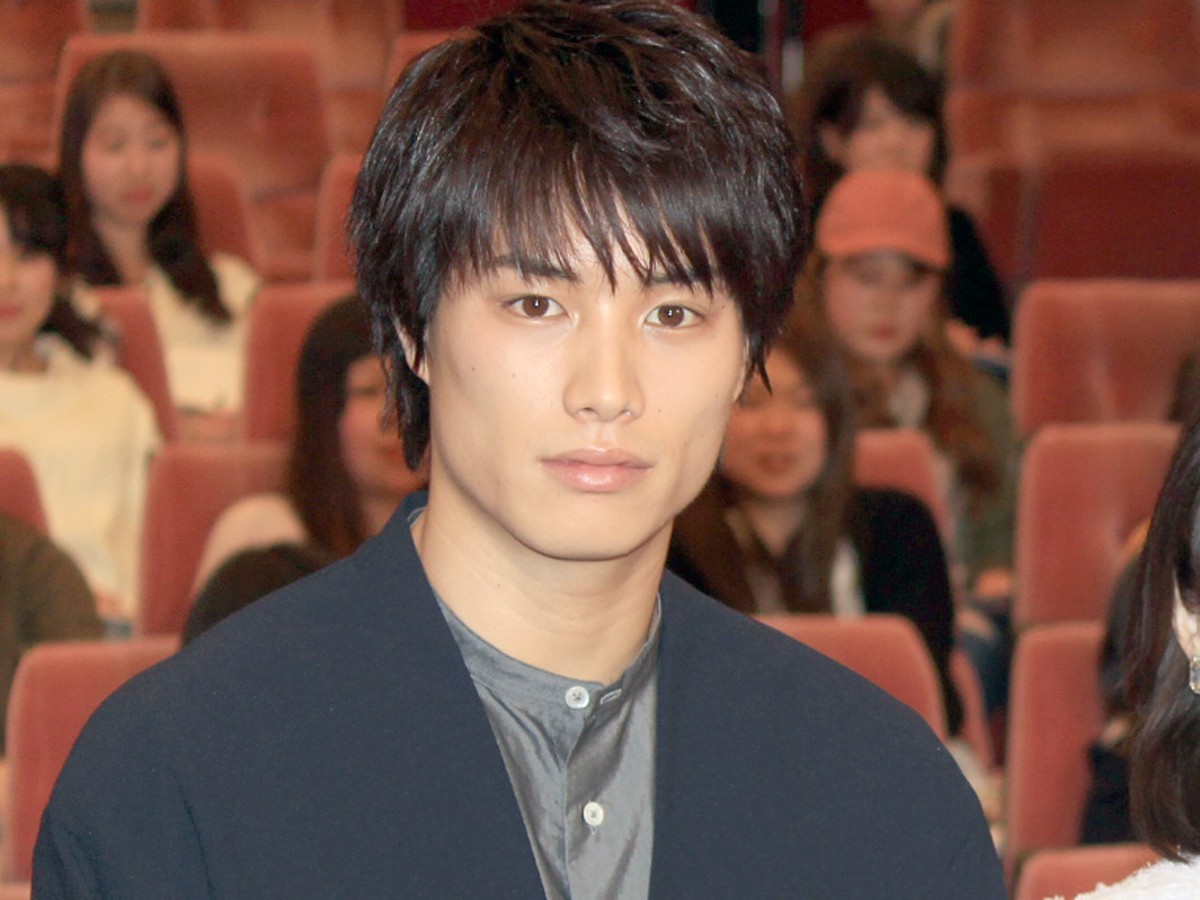 波瑠、不倫する役に戸惑うも「恋をしている感覚を大事に演じる」