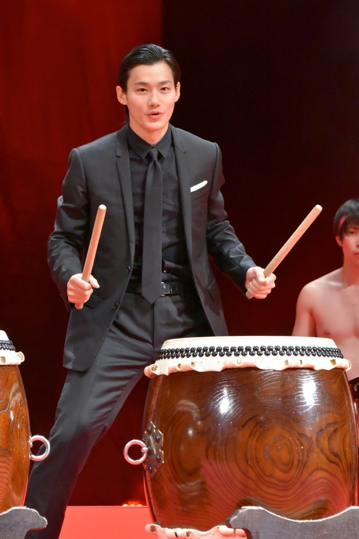菅田将暉、フンドシ太鼓シーンで“熱い友情”育む　『帝一の國』豪華舞台あいさつ