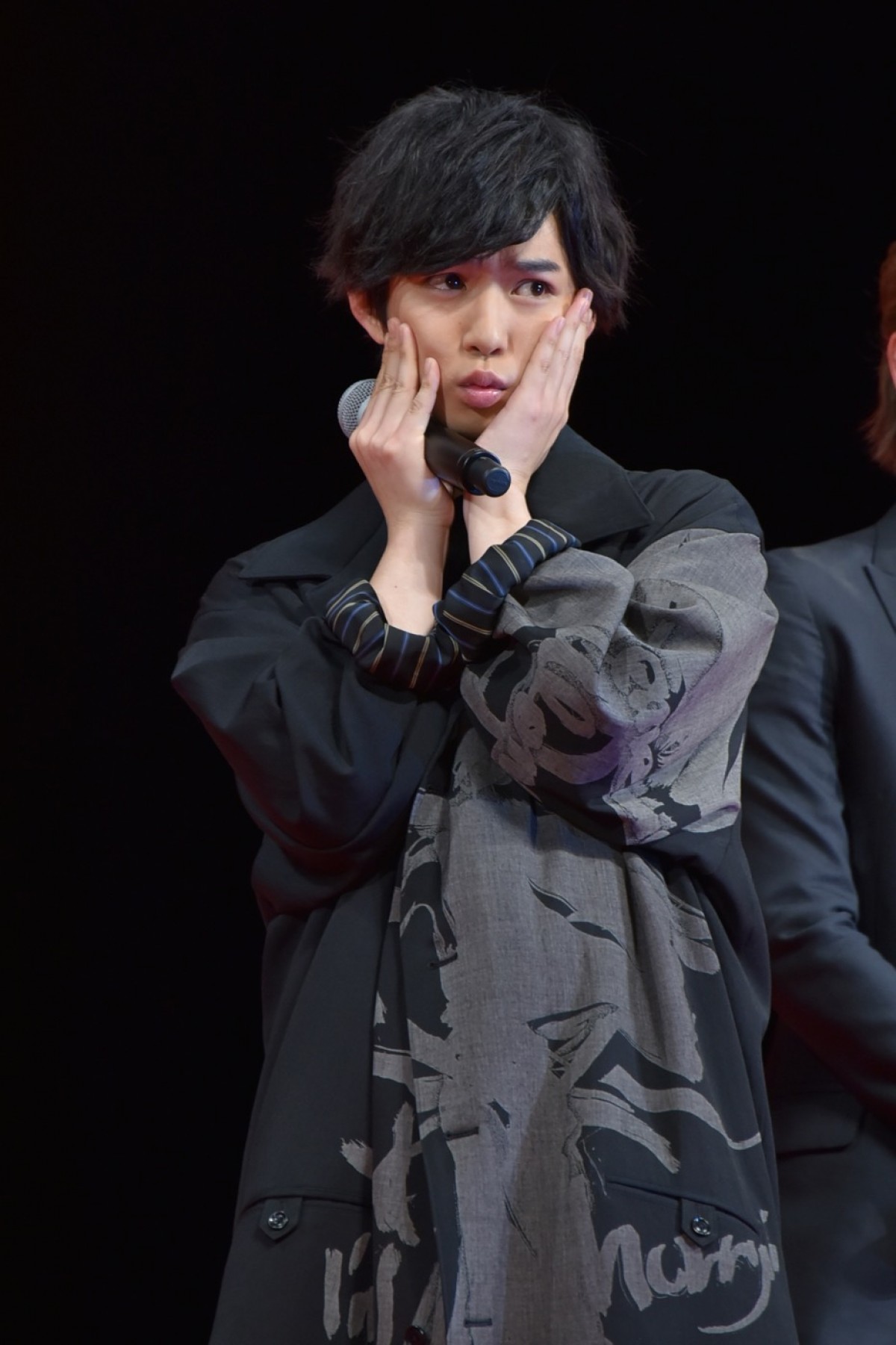 菅田将暉、フンドシ太鼓シーンで“熱い友情”育む　『帝一の國』豪華舞台あいさつ