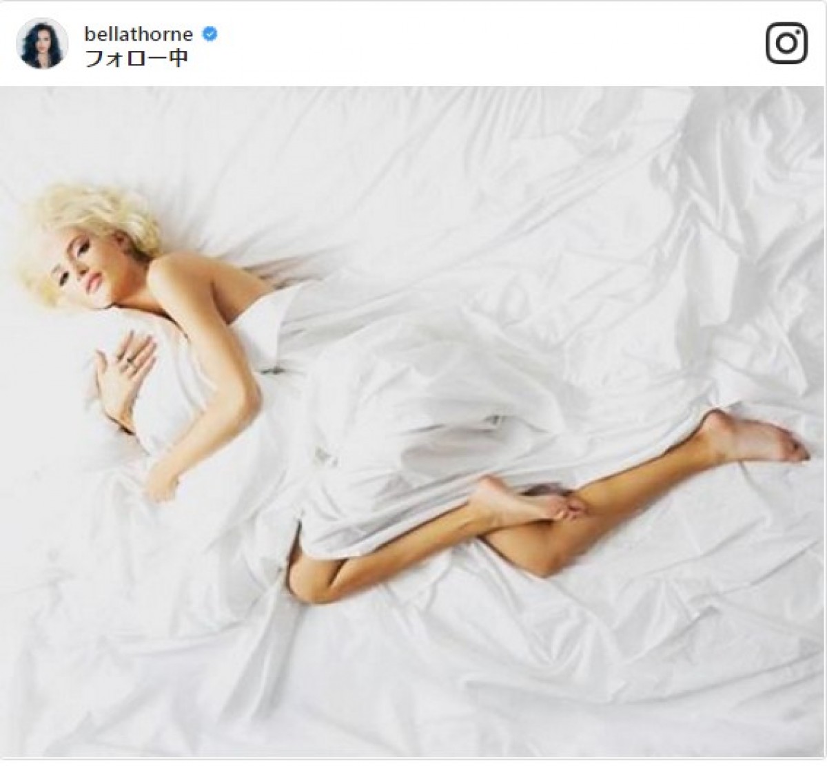 ベラ・ソーン、マリリン・モンロー風のセクシーショットを披露 ※「ベラ・ソーン」インスタグラム