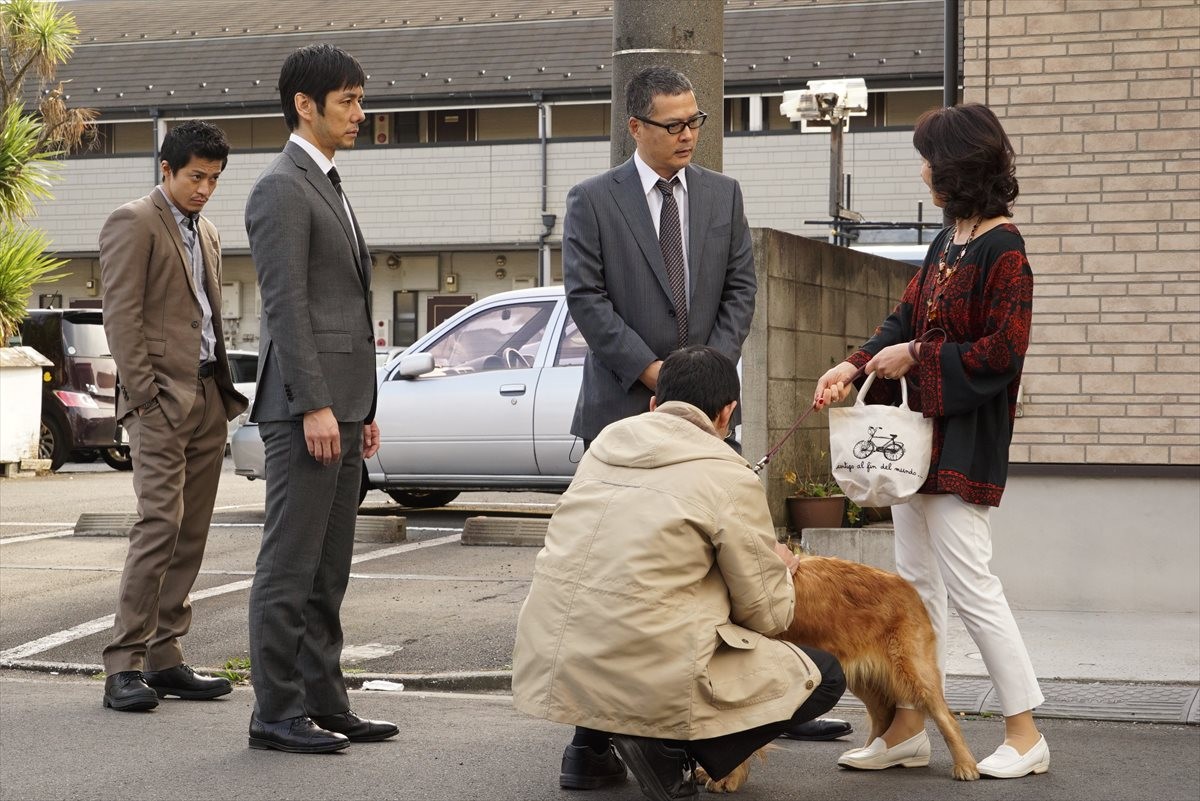 『CRISIS』小栗旬、第2話は「第1話の100倍面白い！」と自信　壮絶バトルも必見