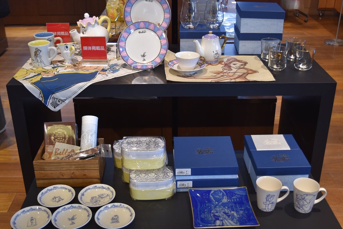『美女と野獣』、世界観溢れる展示会開幕！ エマ・ワトソン着用ドレスがお目見え