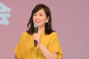 菊池桃子、『ピーチガール』完成披露試写会にて