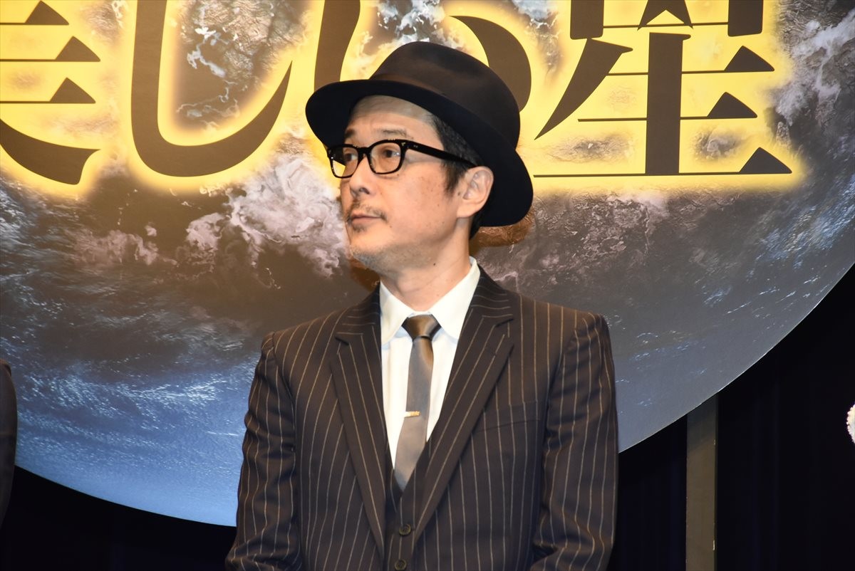 亀梨和也、「プレイボーイなんで」とドヤ顔　父親役リリーとの生活にも期待