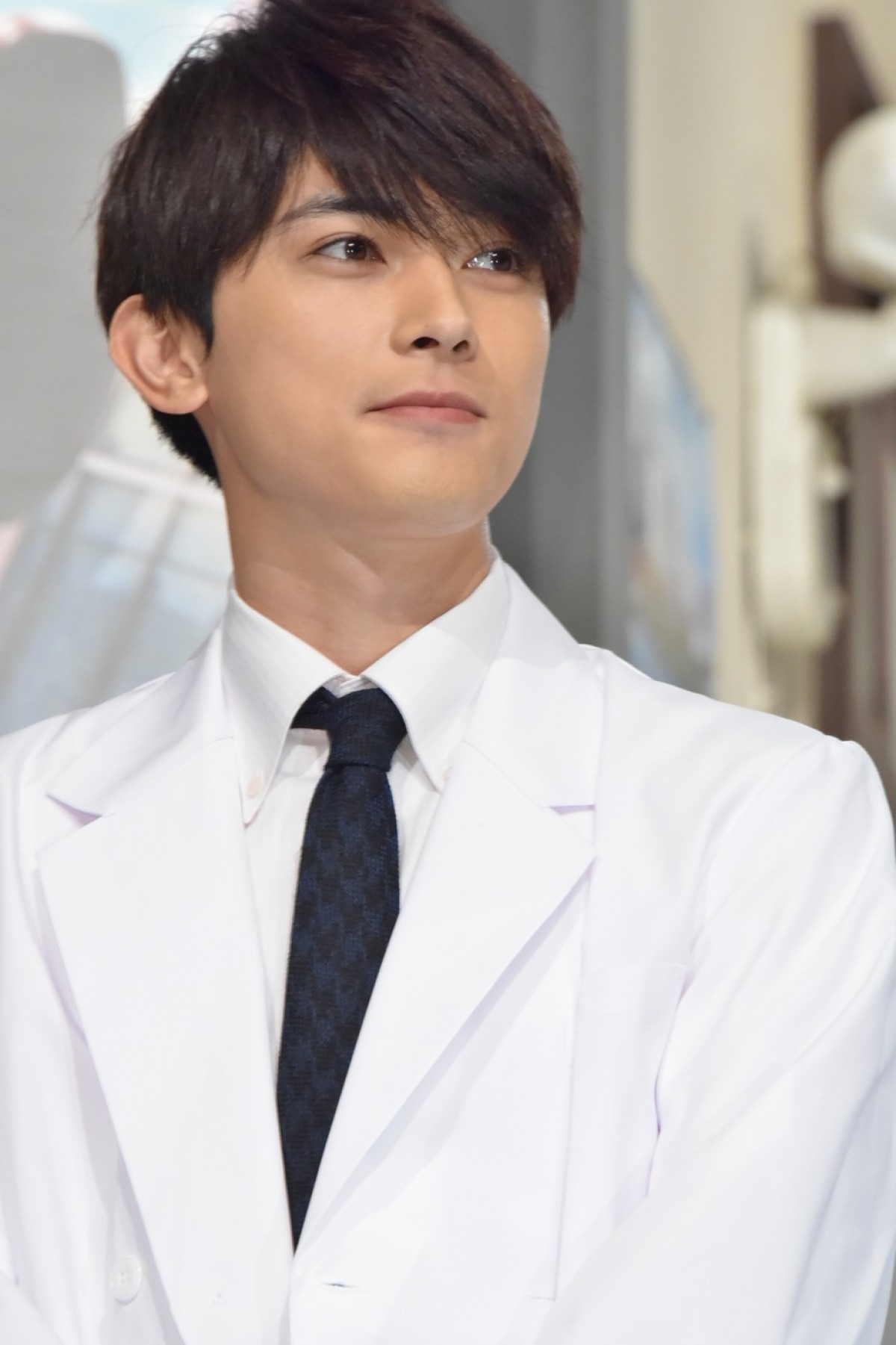 新婚・佐々木希、『ラストコップ』窪田正孝からキス迫られ黄色い悲鳴浴びる