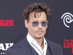 ジョニー・デップ、訴えている資産運用会社に反論「俺のカネだ」