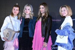 ソフィア・リッチー、ロッティ・モス、ケニア・キンスキー・ジョーンズ、サラ・シュナイダー、サマンサタバサ「ミレニアルスターズ」来日イベントに出席