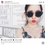 小嶋陽菜、サングラスに真っ赤なリップの胸チラショットに反響「プクにゃんだ！」