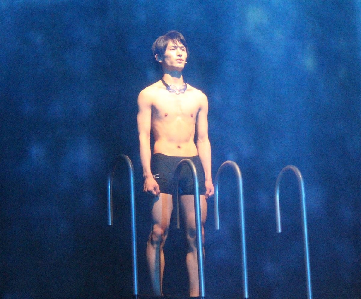 松田凌「集大成を出せたら」舞台『男水！』に意気込み熱く　水着姿の全貌公開