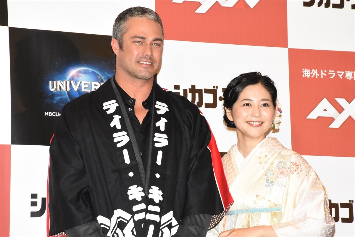 『シカゴ・ファイア』テイラー・キニー来日！日本流おもてなし＆和装の関根麻里を絶賛
