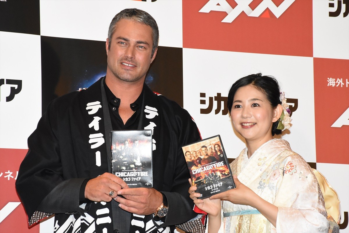 『シカゴ・ファイア』テイラー・キニー来日！日本流おもてなし＆和装の関根麻里を絶賛