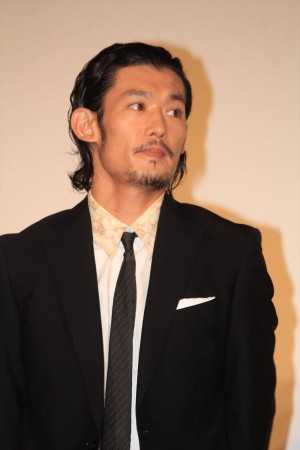 淵上泰史、『ダブルミンツ』完成披露舞台挨拶に登壇