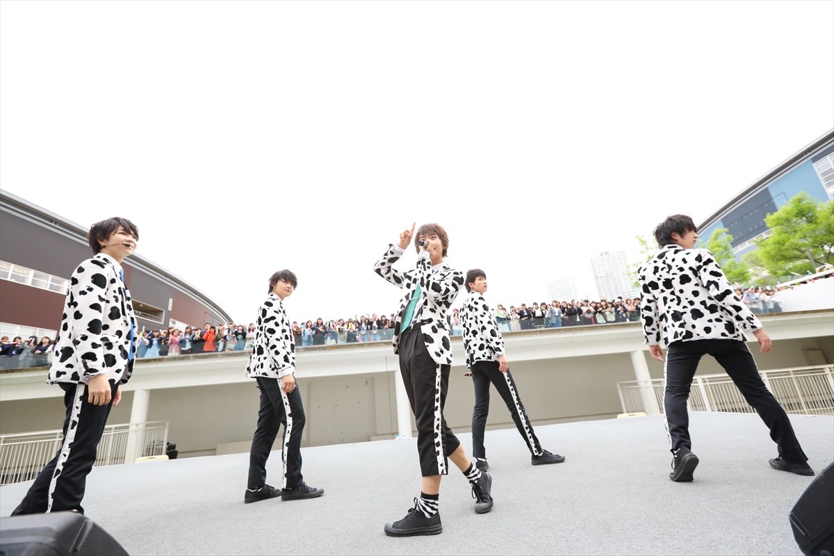M！LK、6thシングルリリースイベントに2500人が熱狂！ 新曲含む6曲を披露
