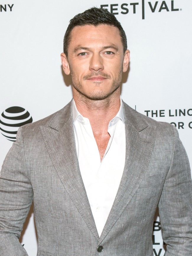 ルーク・エヴァンス、Luke Evans