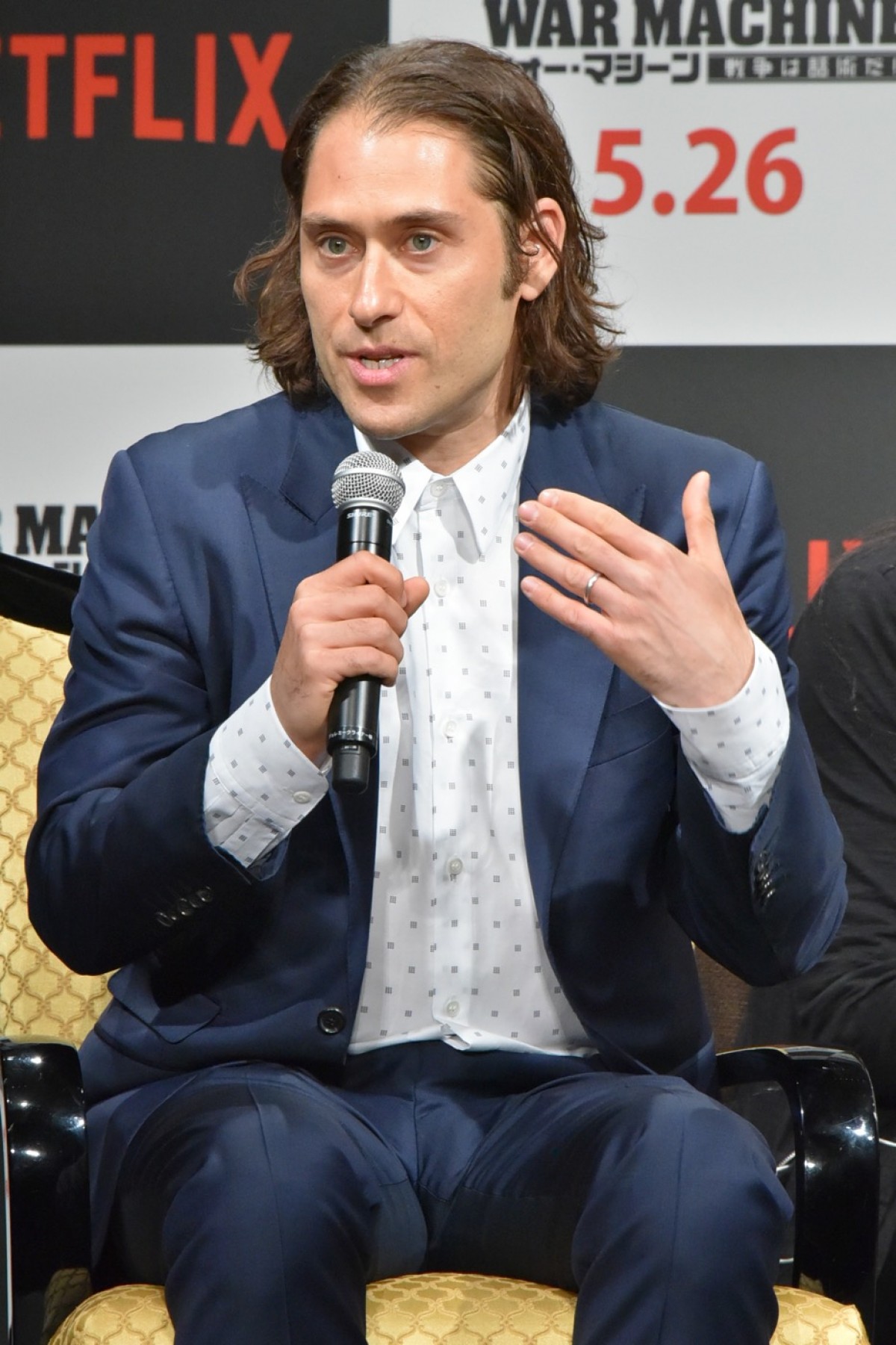 ブラッド・ピット、2年半ぶりの来日にウキウキ？ 晩ごはん想像して記者質問忘れる