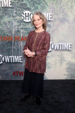 グレイス・ザブリスキー、『ツイン・ピークス The Return』ハリウッドプレミアに出席