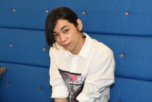 『3人のパパ』三津谷亮インタビュー