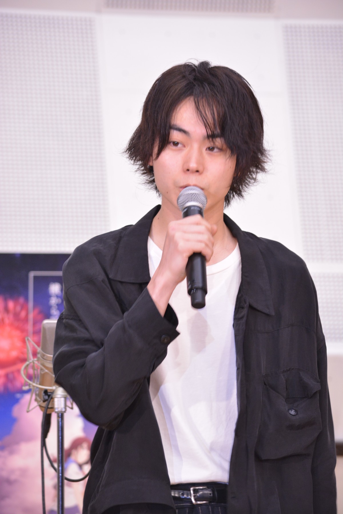 菅田将暉、中学生役でアフレコ初体験　“同級生役”宮野真守に「おいくつでしたっけ？」