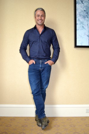 『シカゴ・ファイア』テイラー・キニー、来日インタビュー