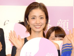 上戸彩、『昼顔』女性限定！平日午後3時の特別試写会にて