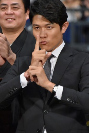 鈴木亮平、『忍びの国』ジャパンプレミアにて