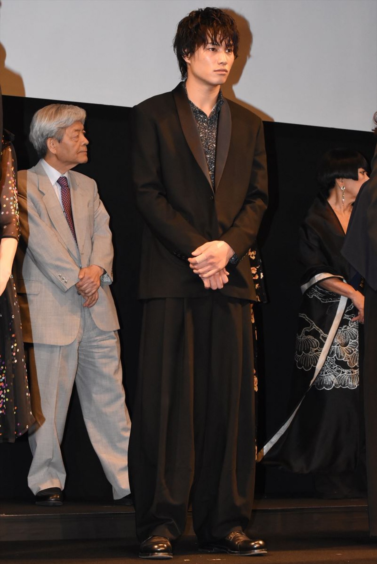 山田孝之、33歳にして制服姿披露「ドッキリかと思っていました」