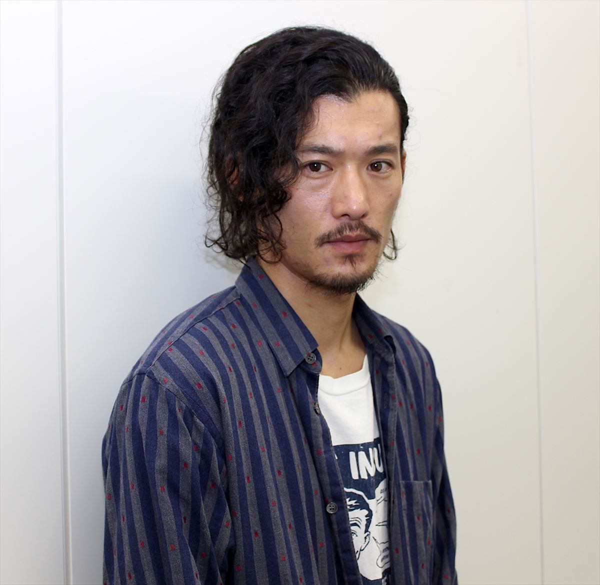 淵上泰史、挫折と下積みを経て“怒りと感謝”がバネに 遅咲きの役者道を力強く邁進
