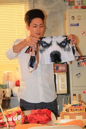 サプライズで誕生日をお祝いされた間宮祥太朗