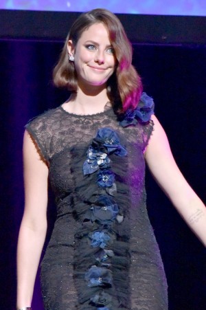 カヤ・スコデラリオ、『パイレーツ・オブ・カリビアン／最後の海賊』夏祭りプレミアに登場