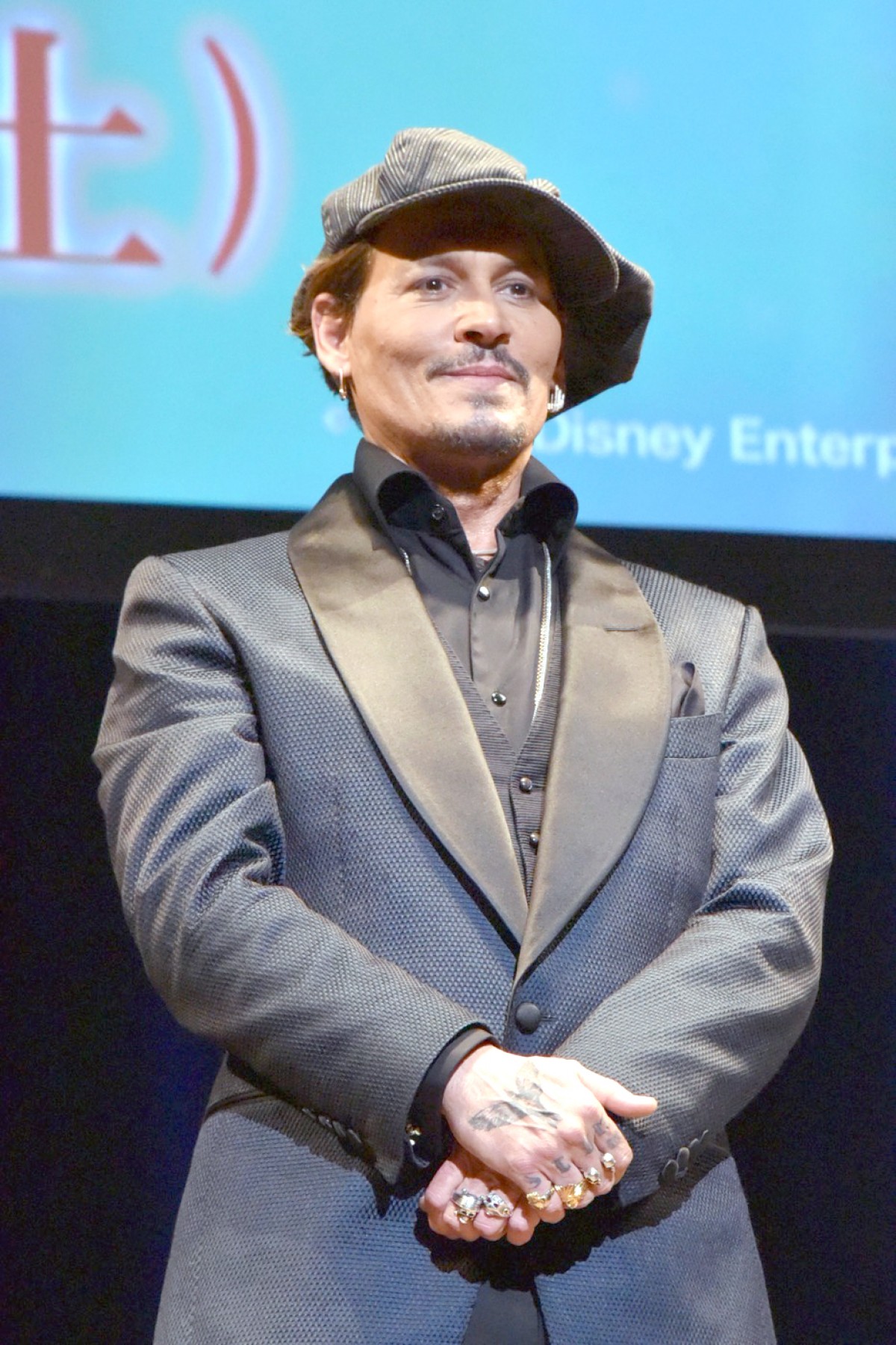 『パイレーツ』ジョニー・デップ来日、「コンニチワ！」連発で会場沸く