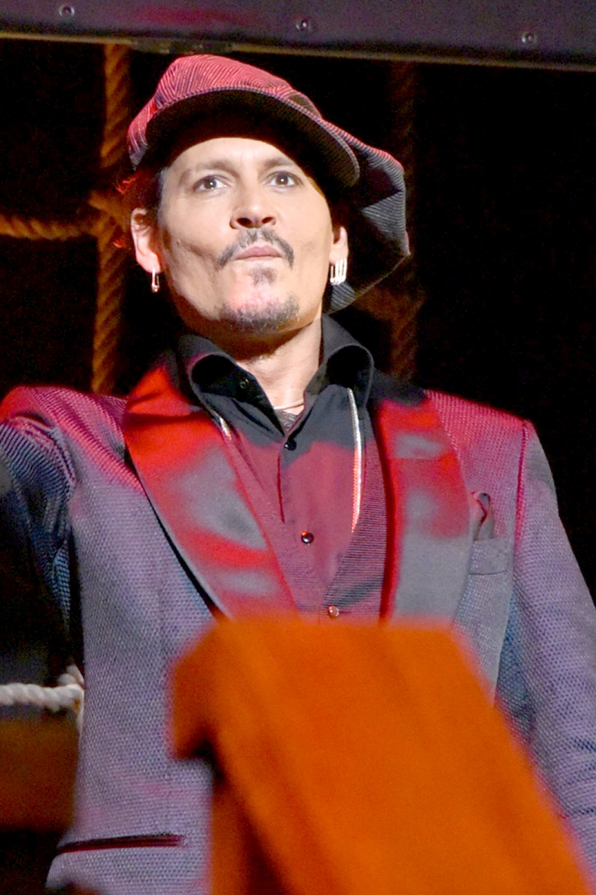 『パイレーツ』ジョニー・デップ来日、「コンニチワ！」連発で会場沸く