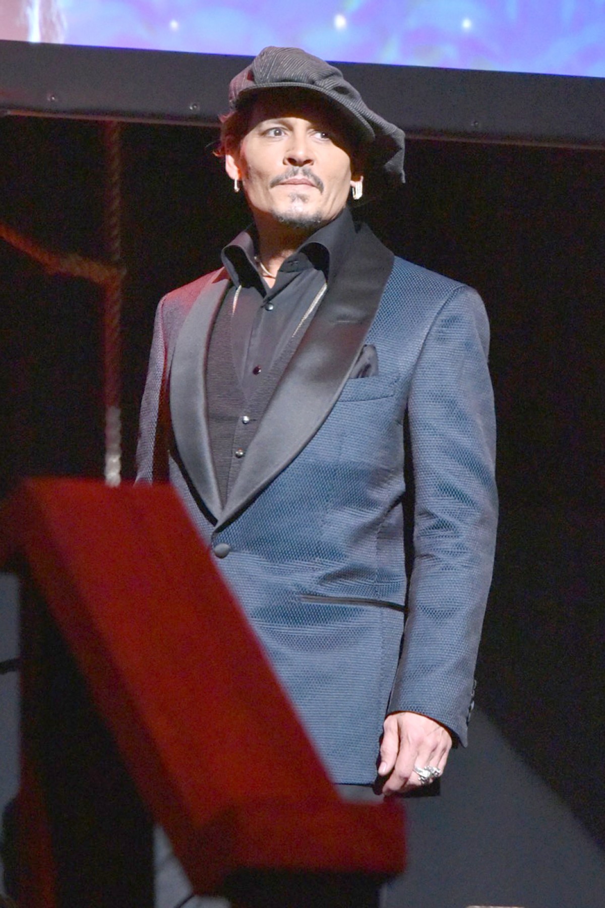 『パイレーツ』ジョニー・デップ来日、「コンニチワ！」連発で会場沸く