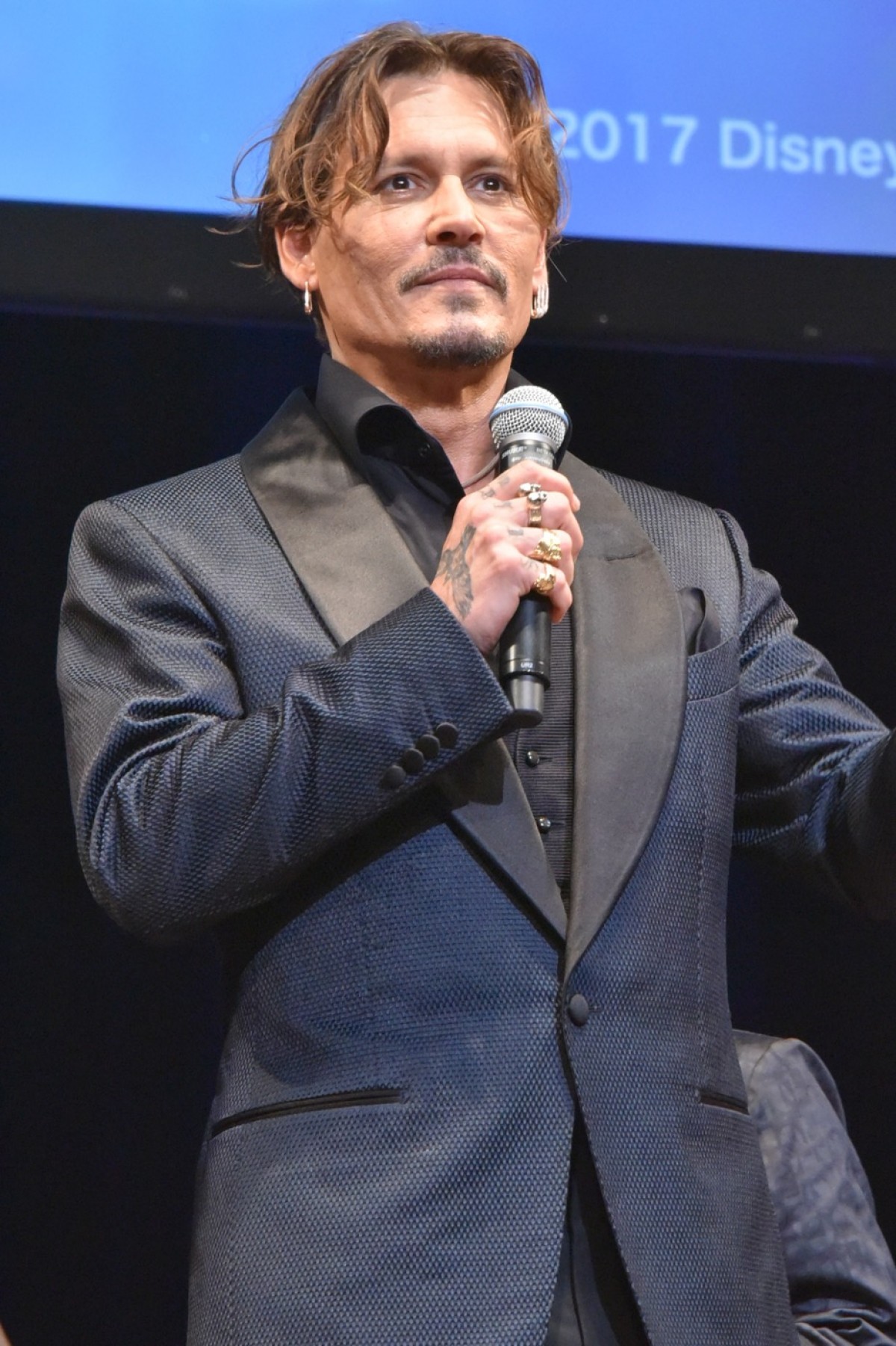 『パイレーツ』ジョニー・デップ来日、「コンニチワ！」連発で会場沸く