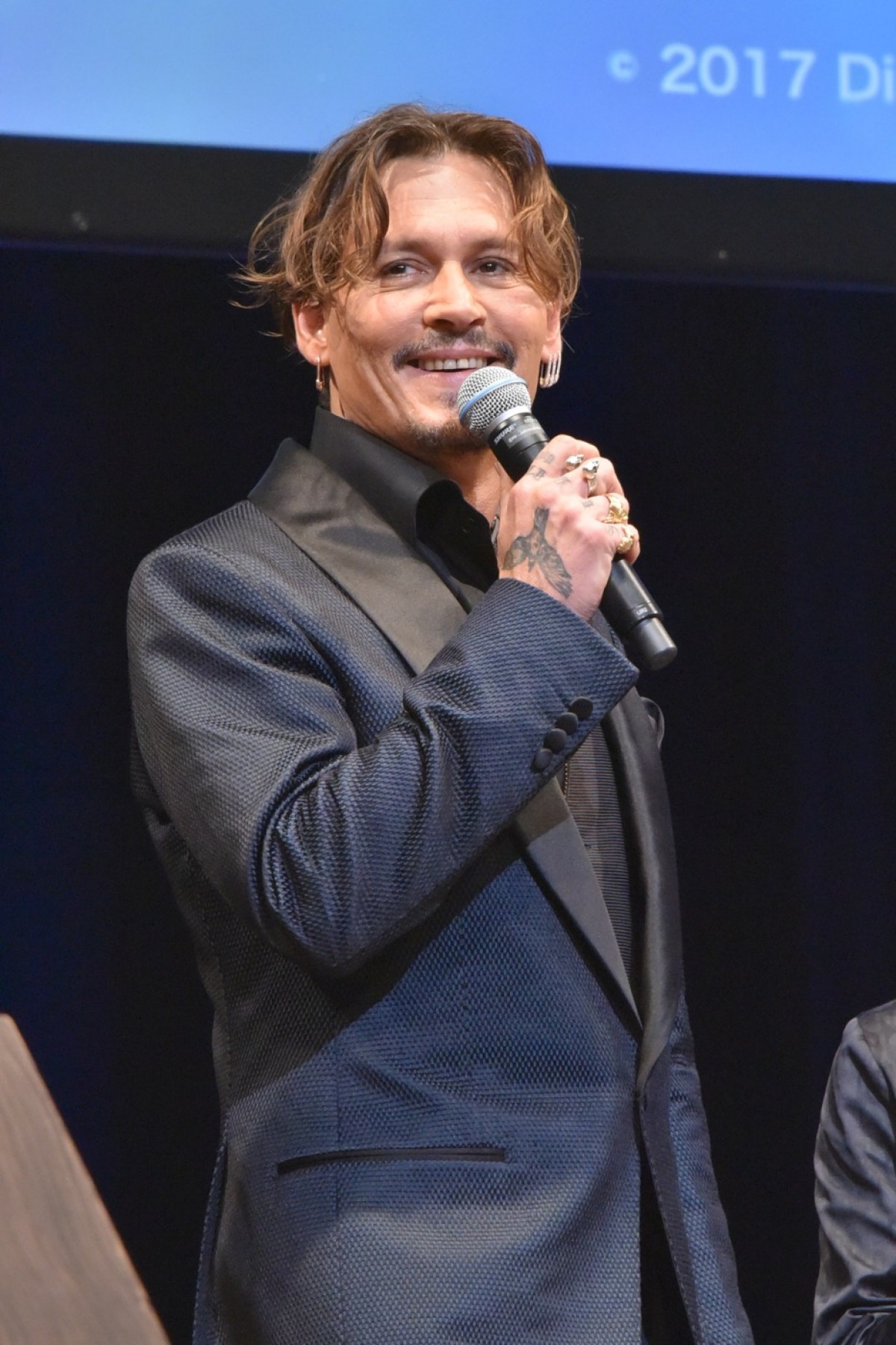 『パイレーツ』ジョニー・デップ来日、「コンニチワ！」連発で会場沸く
