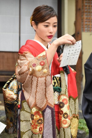 石原さとみ、『忍びの国』大ヒット祈願イベントに出席